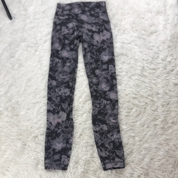 Lululemon Align Pant II 25" Floral Illusion Ice Grey Multi - Picture 1 of 4